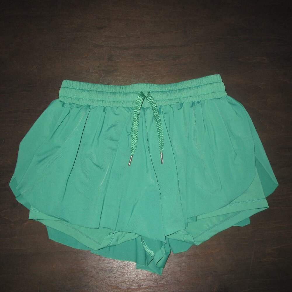 Athletic skorts, Size small, green